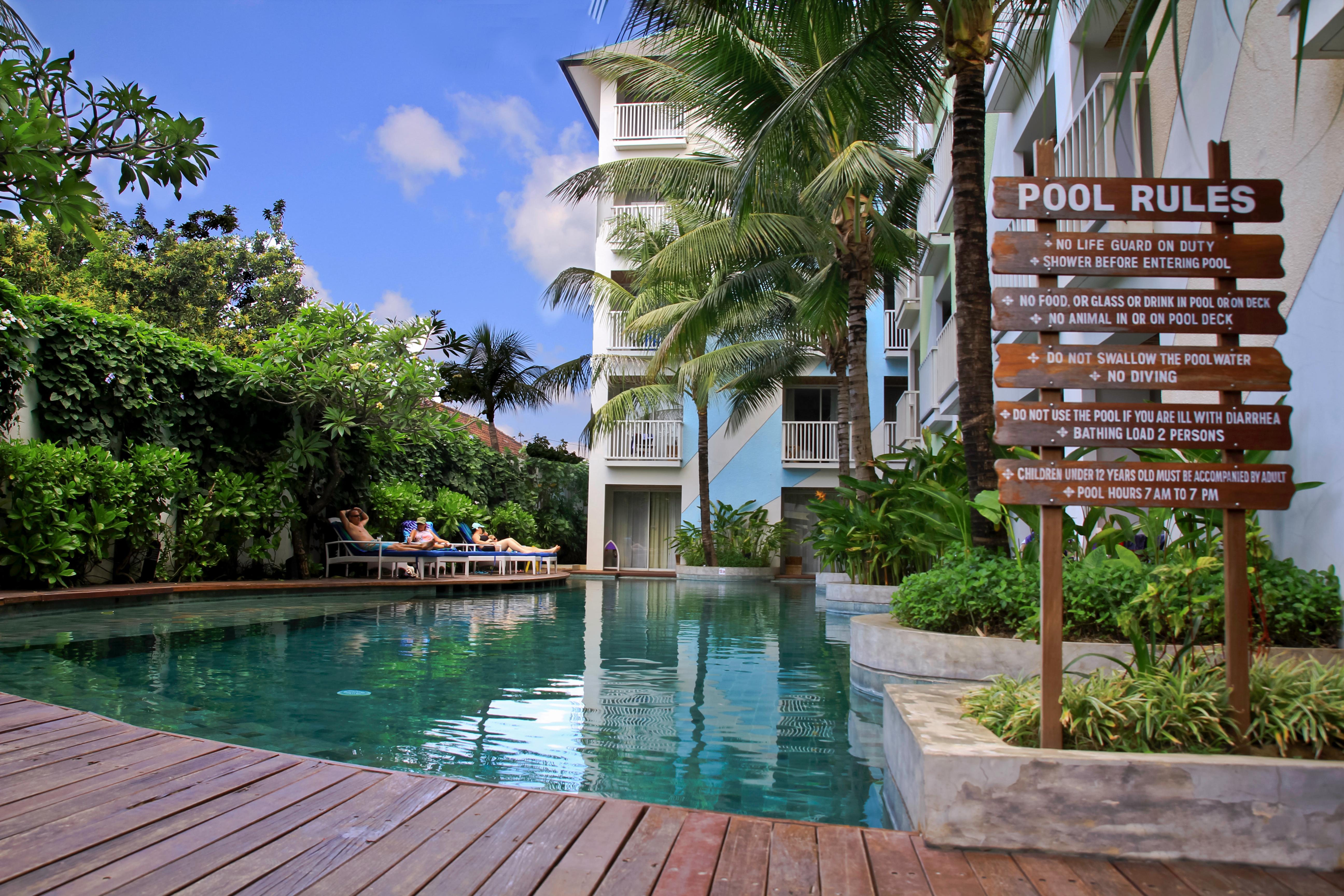 Bliss Surfer Hotel By Tritama Hospitality Legian Eksteriør bilde