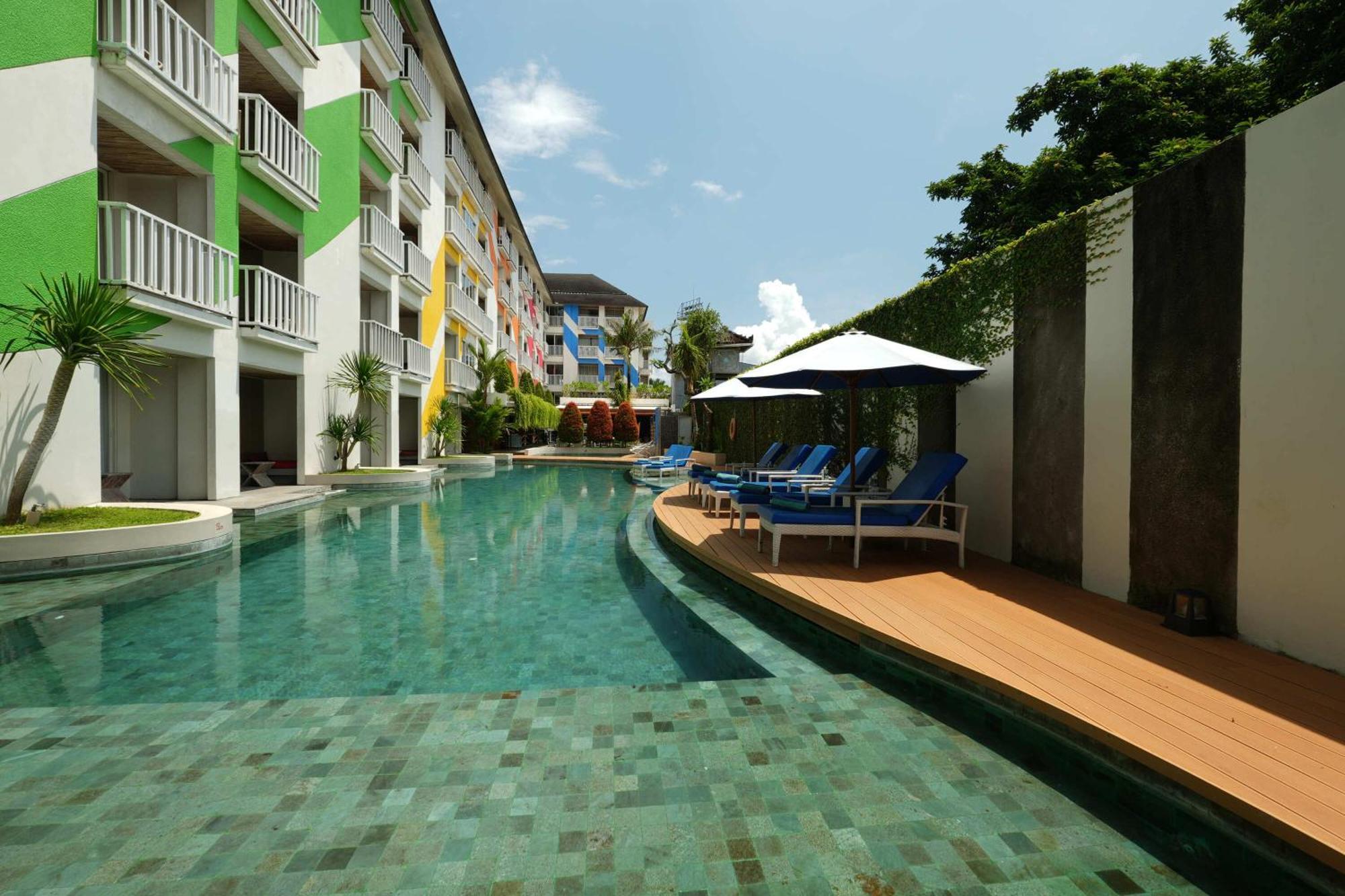 Bliss Surfer Hotel By Tritama Hospitality Legian Eksteriør bilde